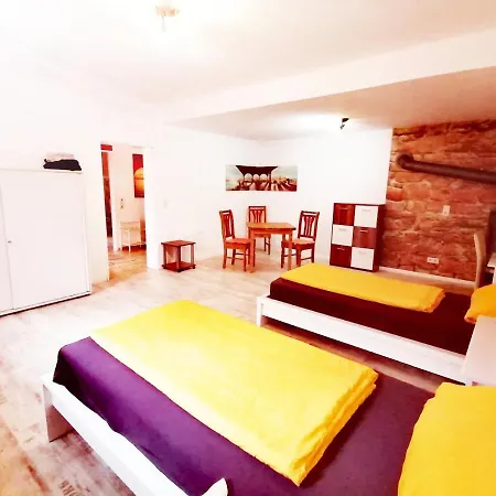 Appartement Gastehaus Tina Kron,